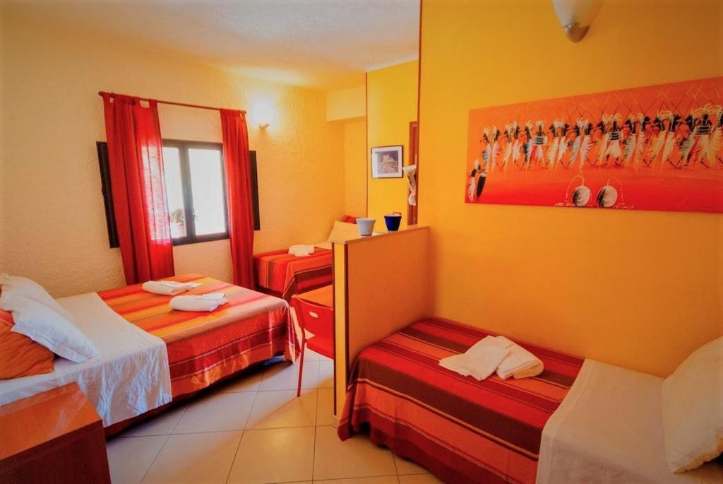 פונטנה ביאנקה Villa Sunset B&B/Apartments מראה חיצוני תמונה
